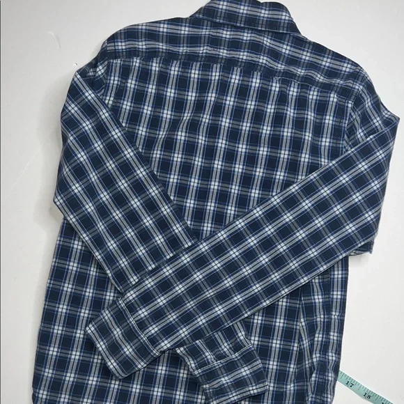 Abercrombie & Fitch Men's Navy Checkered Shirt - Picture 9 of 11
